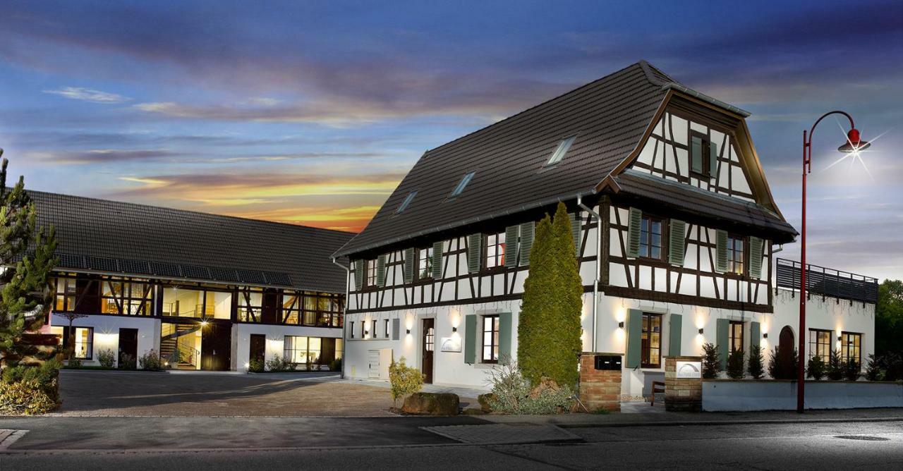 Hotel Au Petit Pont ラ・ヴァンツェナウ エクステリア 写真
